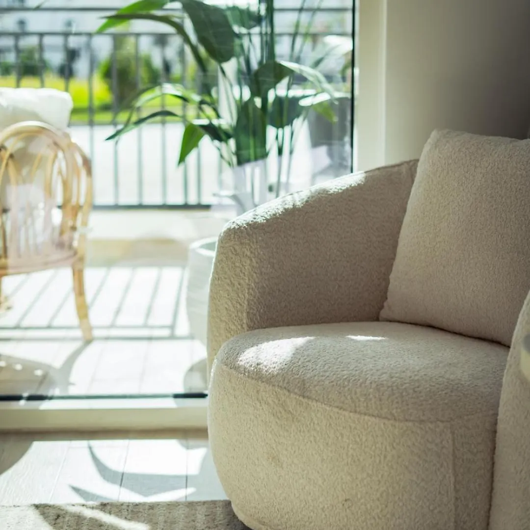 One Bedroom Apartment By Otolo Homes With Free Yas Theme Park Tickets Abu Zabi