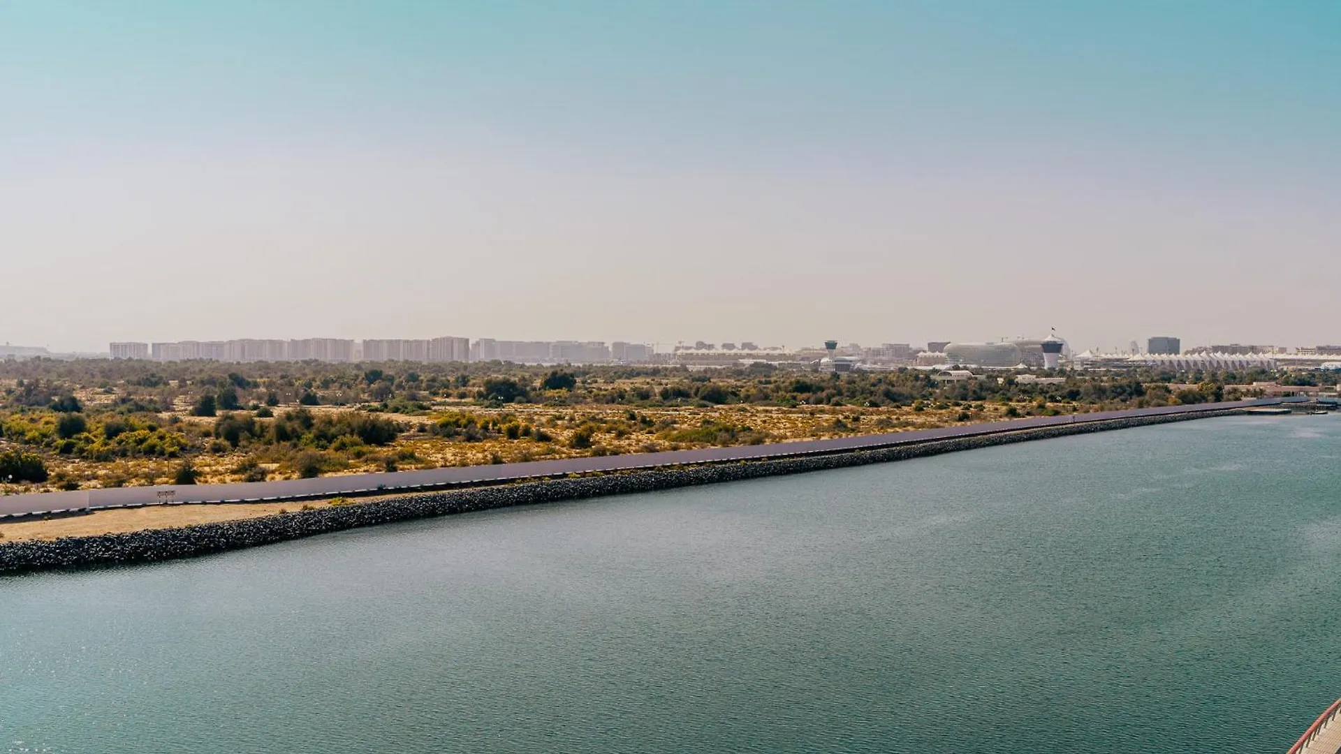 One Bedroom Apartment By Otolo Homes With Free Yas Theme Park Tickets Abu Zabi
